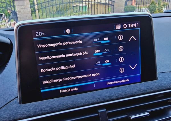 Peugeot 3008 cena 84900 przebieg: 168000, rok produkcji 2018 z Poręba małe 631